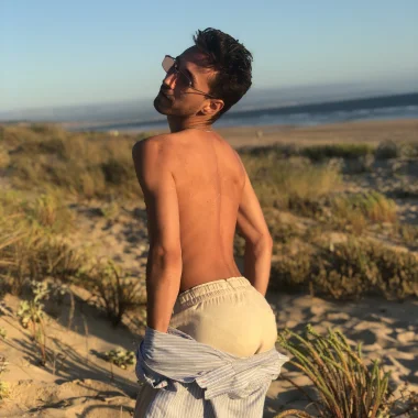 Romeo Bottom - Boy in the Mirror