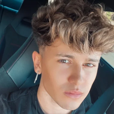 Yarik VIP  🇺🇦 Top 0.2% Ukrainian Boy ❤️