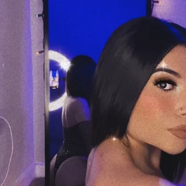 𝓕 💋
