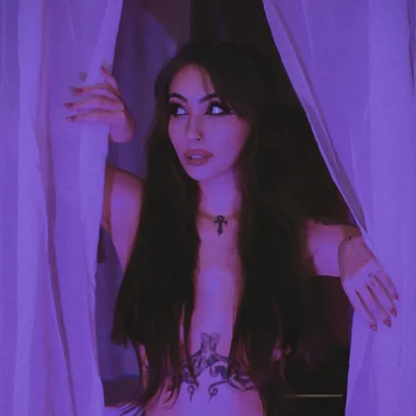 🖤Zeena Valvona🖤