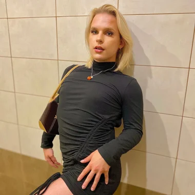 Leona