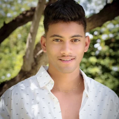 Handsomeredy