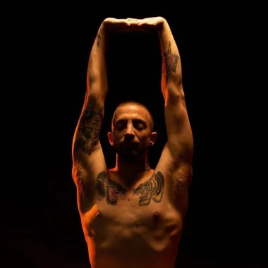 NAKED YOGA MEN