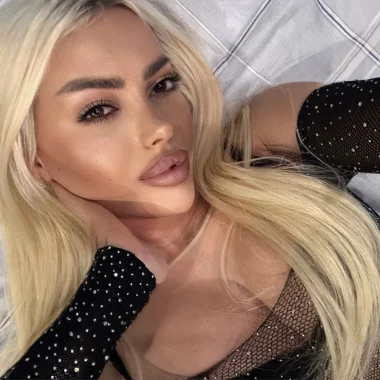 Leyla 🖤