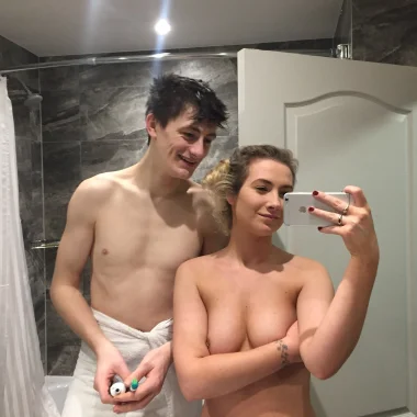 YoungHornyCouple