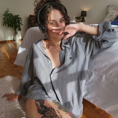Angela 🌿