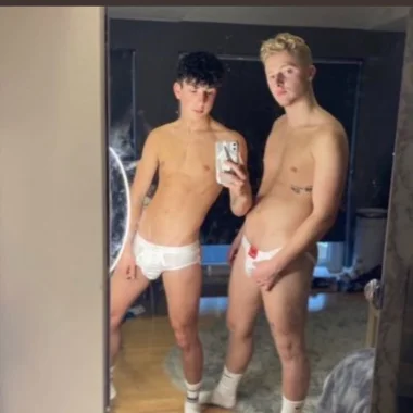 Unmaskedtwinks