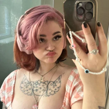 Willow Neptune 🦷 they/them