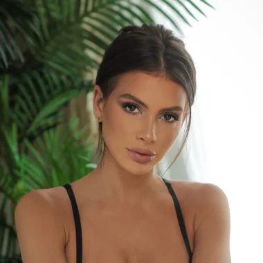 Andra F 🔥