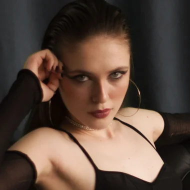 Bella 